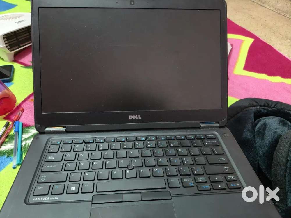 Dell laptop (one year old) good condition and no problem