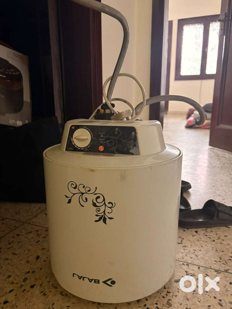 Bajaj 10L Electric Geyser – Excellent Condition
