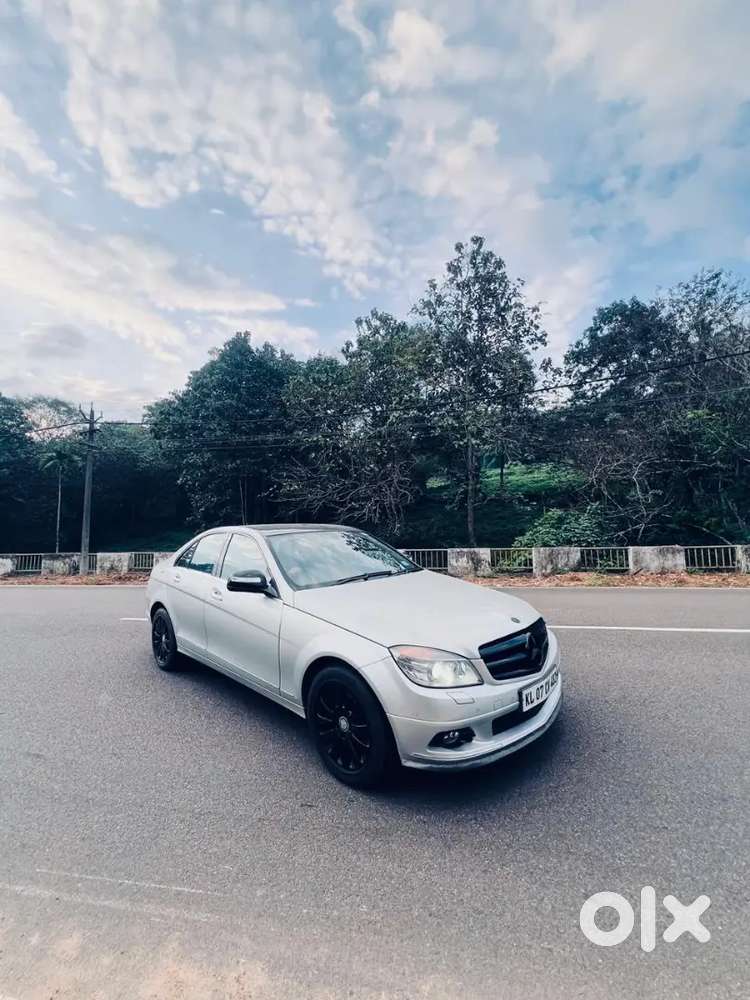 Mercedes-Benz C-Class 2009 Petrol 54000 Km Driven