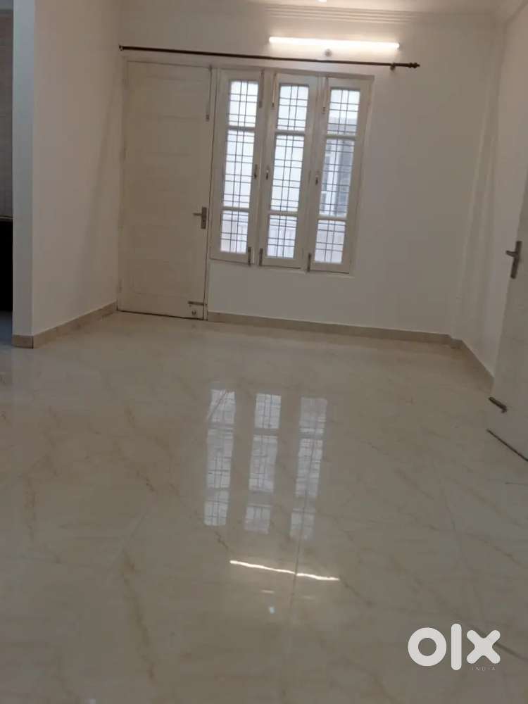 Independent 2 BHK apartment for rent near kishanpur canal road
