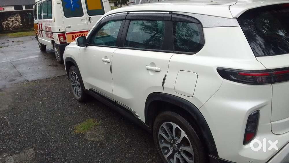 Maruti Suzuki Grand Vitara 2024 Petrol Good Condition
