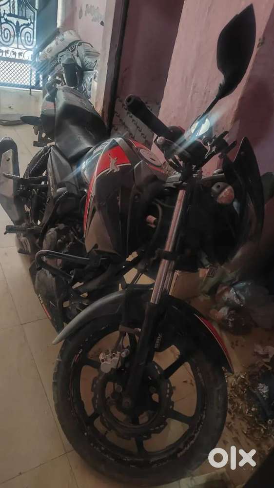 Tvs apache rtr 160
