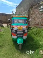 6/6/2022 मॉडल है 30000 km चला है