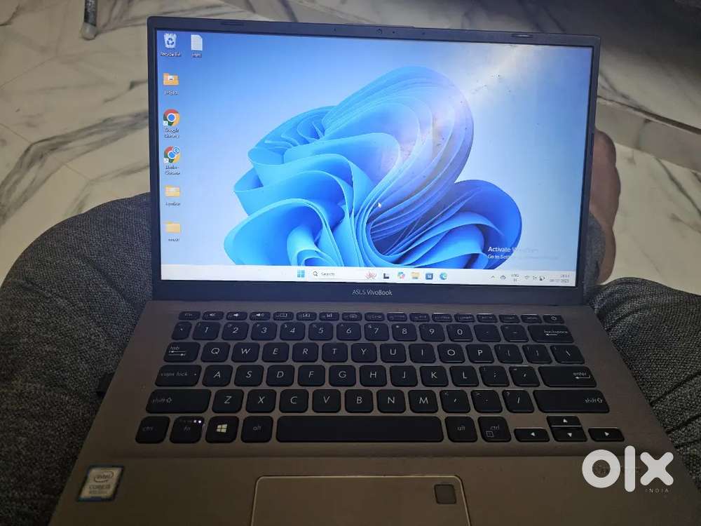 Asus vivo book 14