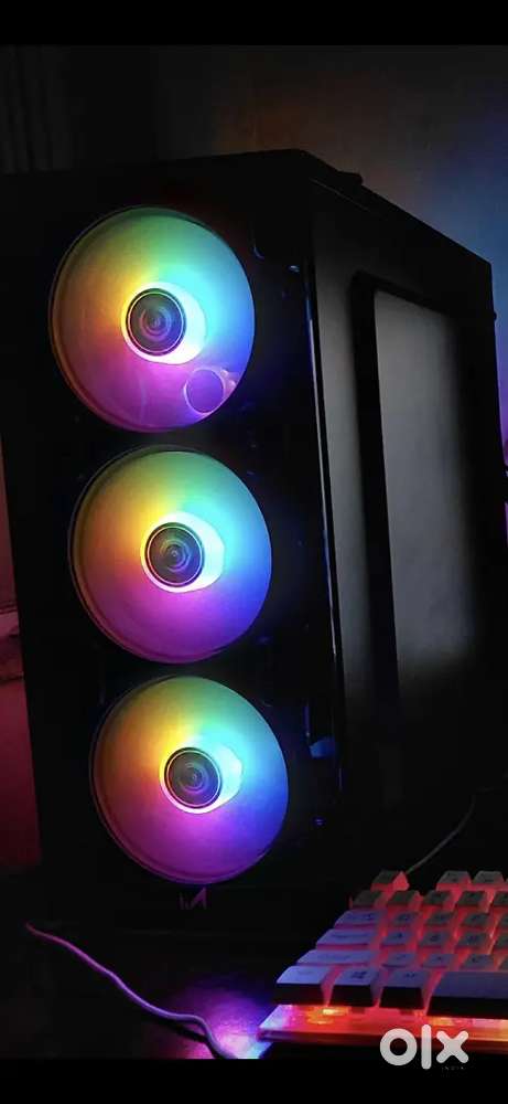 Rayzen 5 5600Gt gaming pc 4 monthes old