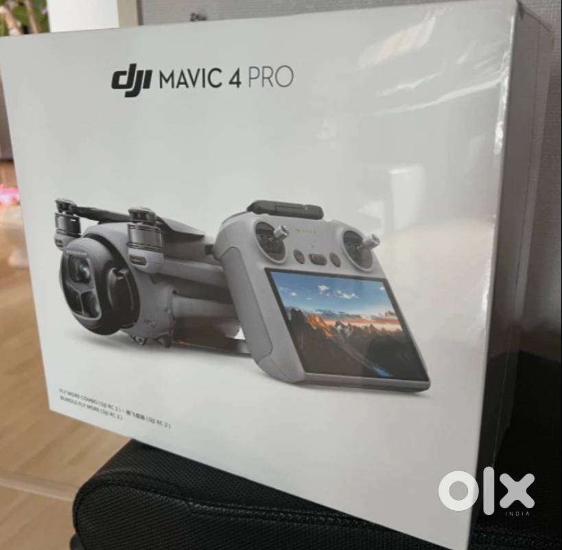 100% NEW DJI Mavic 4 Pro Flymore Combo Drone DJI-RC 2 + 3 Batteries