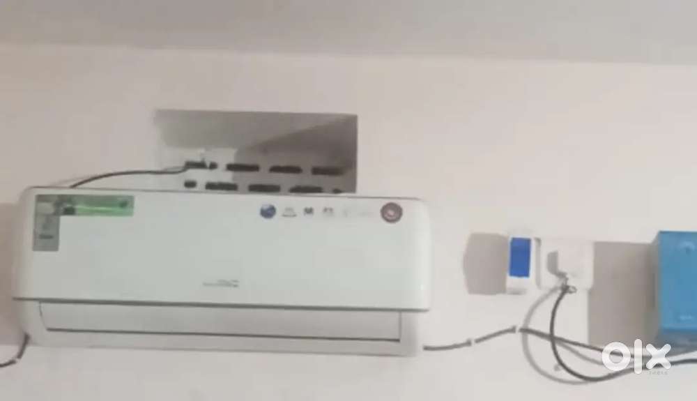 Ac  1 ton loyd and samsung with stabilizer