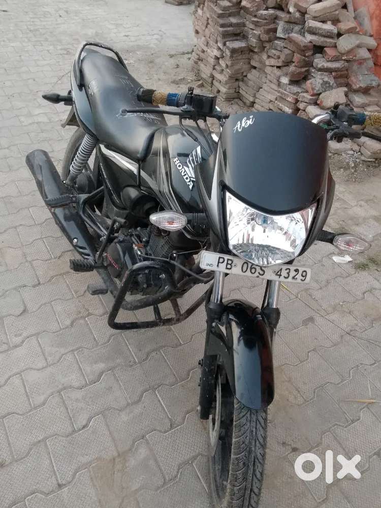 Honda shine all original all documents bikul saaf condition bich
