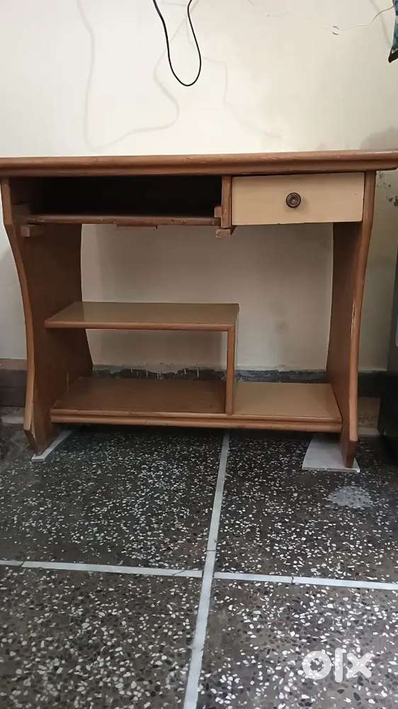 Computer cum study Table