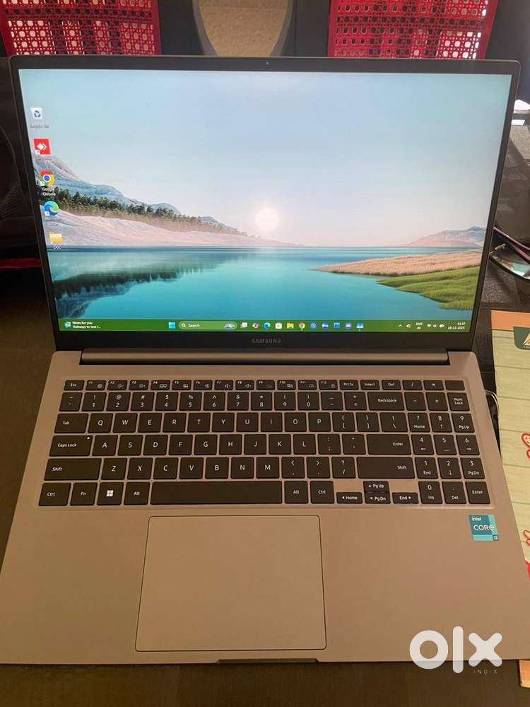 Samsung Galaxy Book4 Metal Intel Core i3 13th Gen 1315U