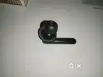 Airdopes 141 bold black, 1 yr old. Real prize - 1000 rs