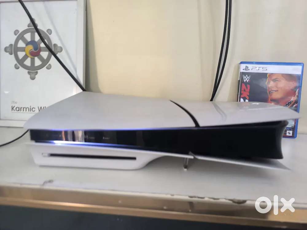 Playstation 5(Ps5) 5 months old excellent condition with two remote