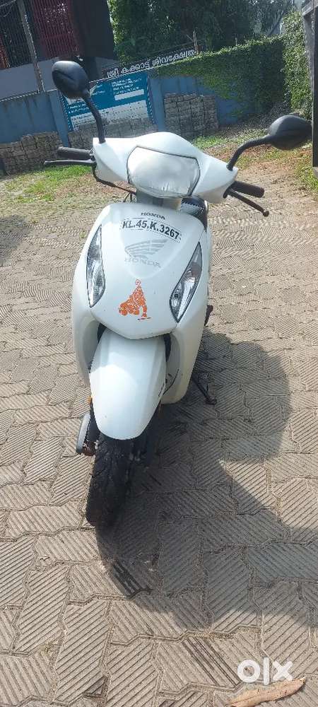 Activa i (2013 last)