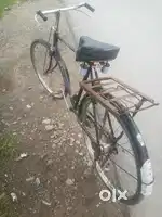सेकिलबेचरहैहै