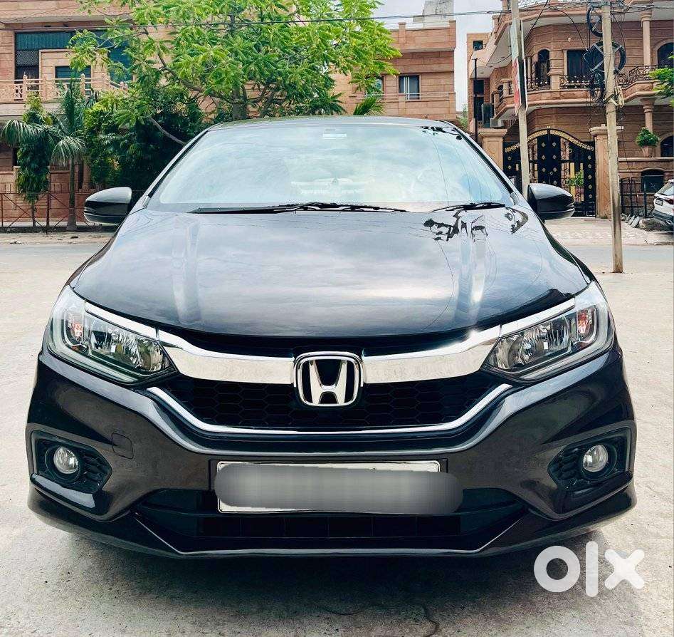 Honda City V AT, 2018, Petrol