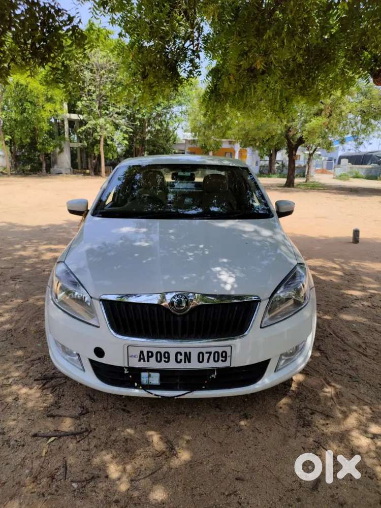 Skoda Rapid 2012 Diesel Well Maintained Price Negotiable
