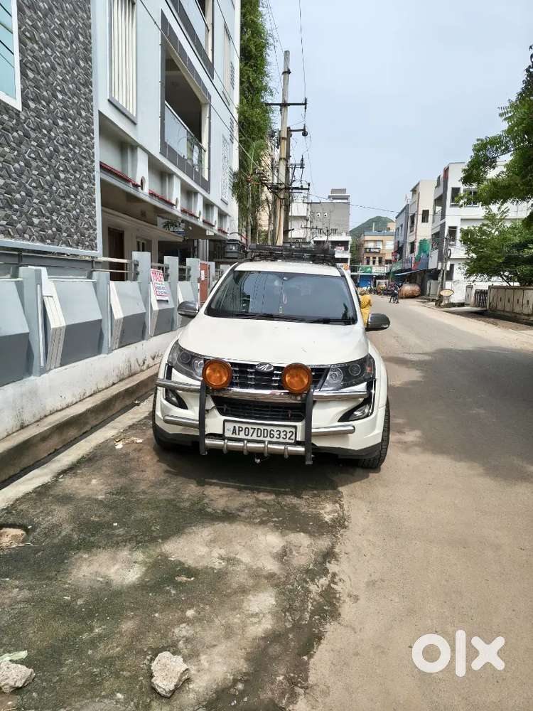 Mahindra XUV500 2017 Diesel 63000 Km Driven