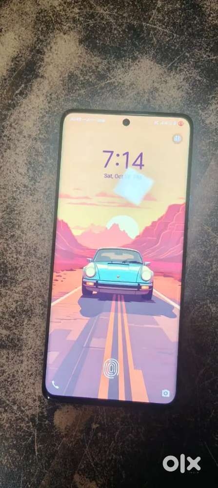 V25 pro black mat colour