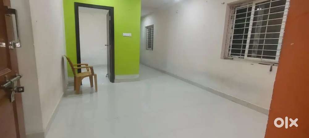 2bhk available for rent bachelors and family