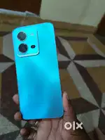 V 25  no problem. No Body damage. Clean