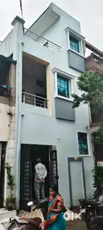 अर्जेंट 15X30 मकान 3bhk sale करना है  सिलिकॉन सिटी मेन गेट के सामने