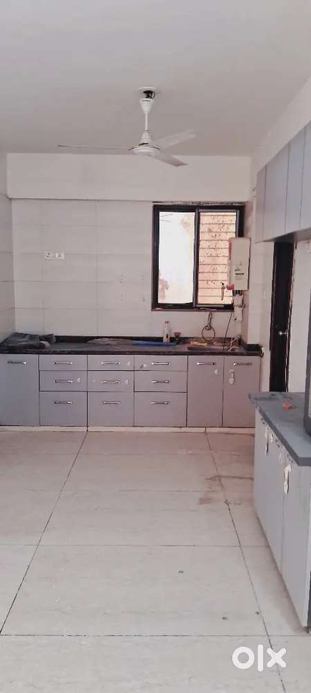 3 bhk semi furnished flat for rent sama savli MacDonald vadodara