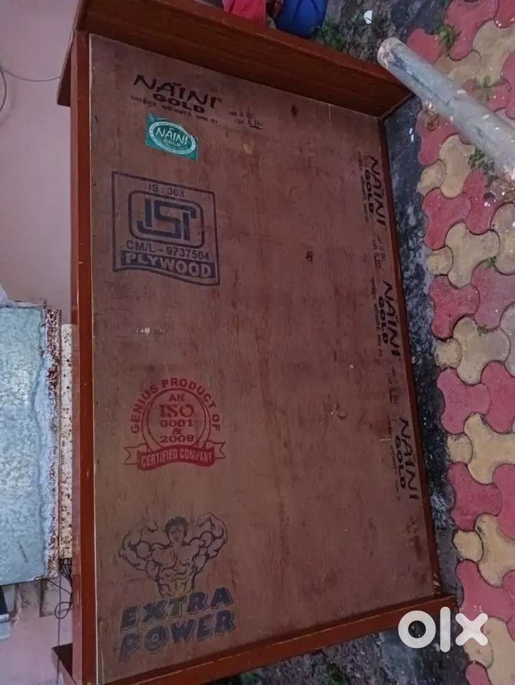 Bed for sell Near Geeta cottage,Gurudwara square Airport RingRoad Bhuj
