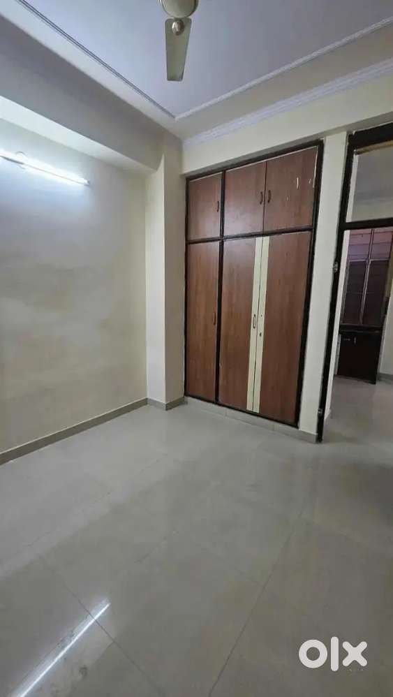 2bhk for rent in guru amardas avenue