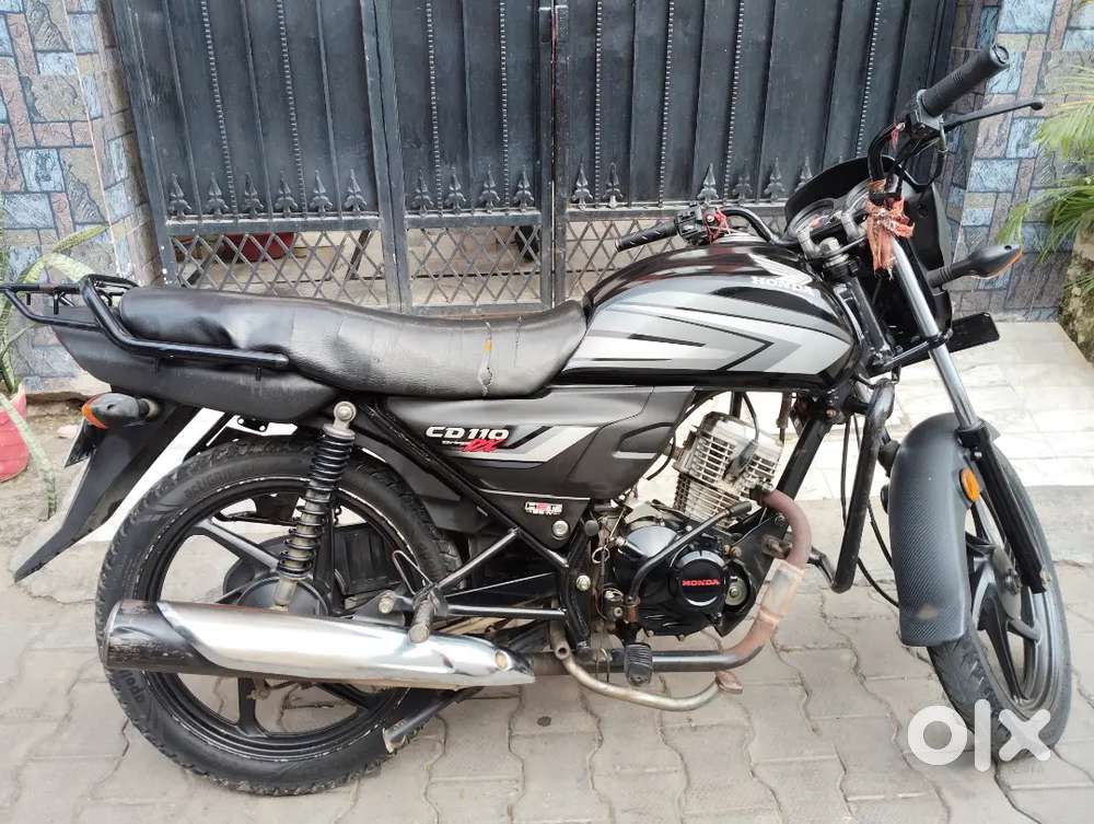 NICE BIKE WITH NICE LOOK AND ENGINE