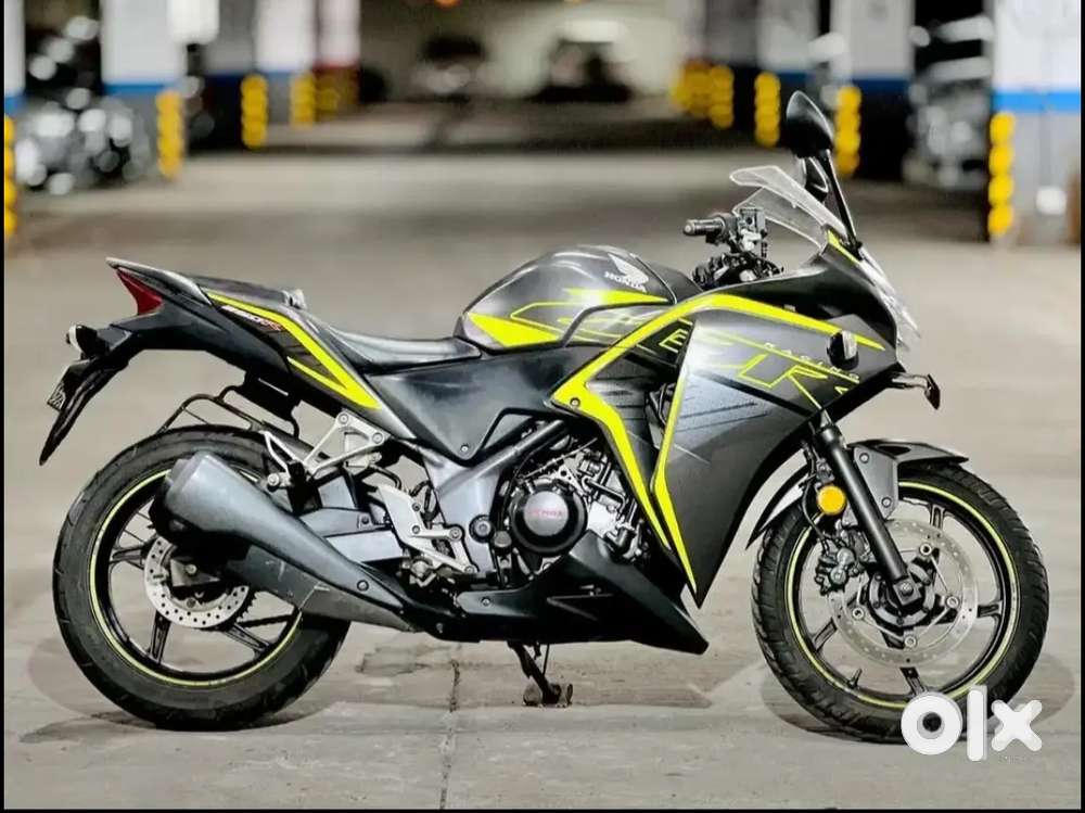 CBR 250R Racing