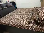 Bed with tow and gaddey