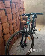 Ralleyz brand seal tyres front and back. Disk