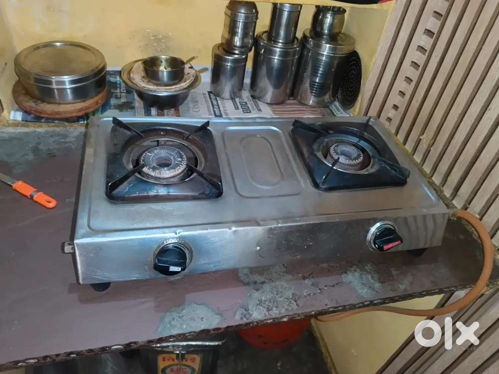 Gas stove double burner