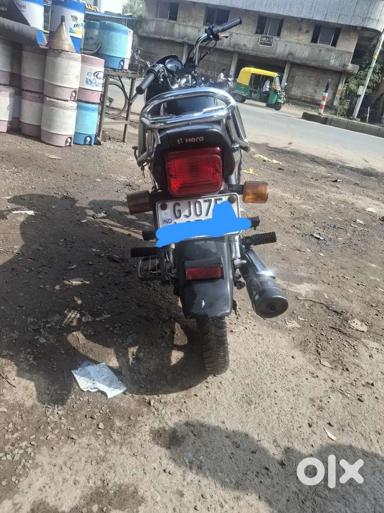 Splendor plus super condition 2023( august)GJ07 pasing