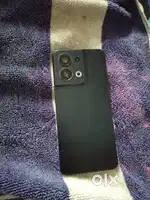 Reno 8 5G.      New battery new combo with bill
