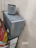 Home theatre (Speakers with boofer)