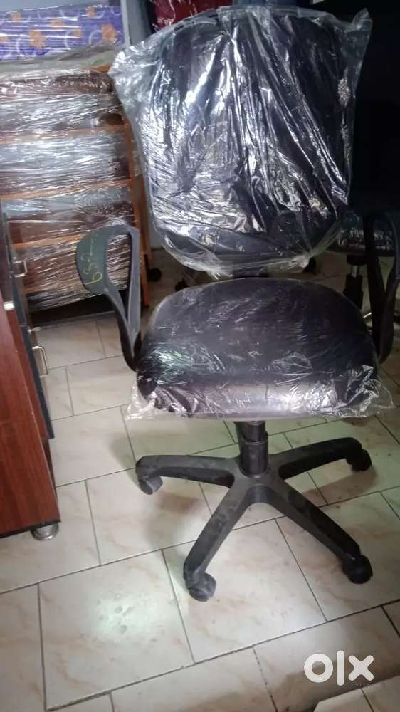 Chair brand new