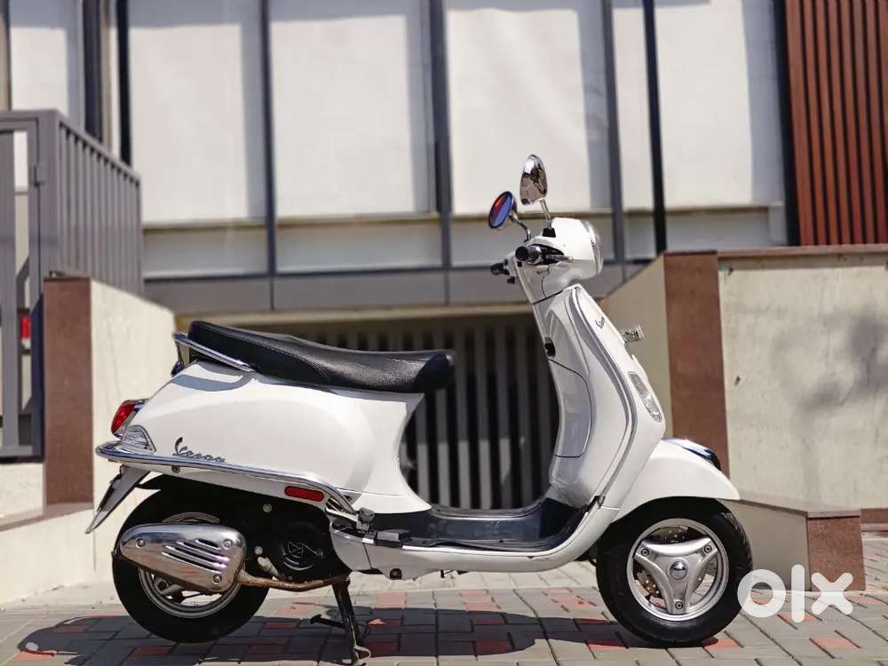 VESPA ZX SINGLE OWNER BS4 IN TOP NOTCH CONDITION
