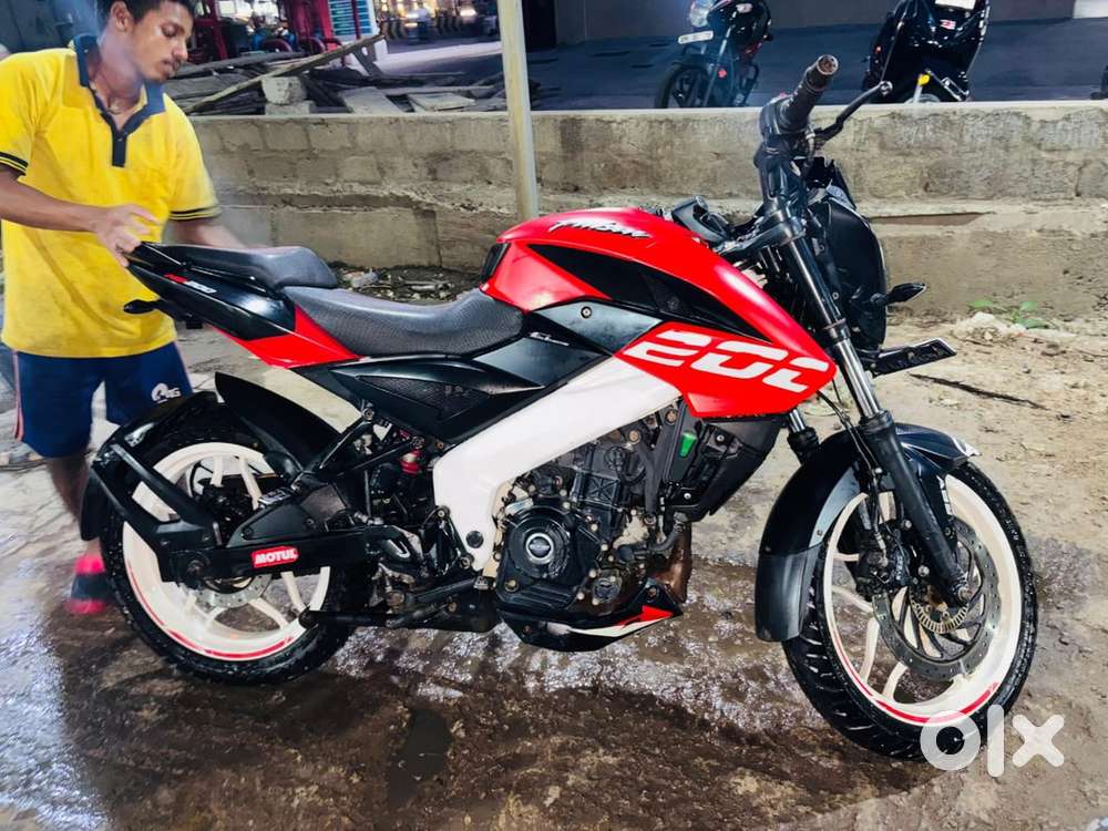 Good condition show room track available