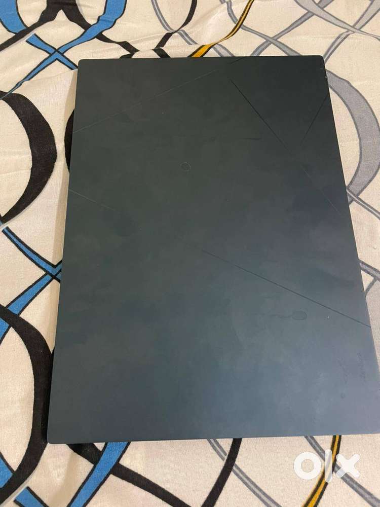 ASUS ZENBOOK 14 ULTRA 7 WITH TPUCH DISPLAY