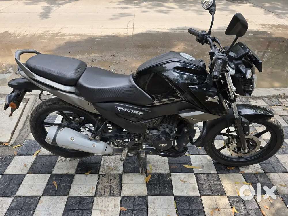 TVS raider 125cc 2023 December model 1st owner showroom condition