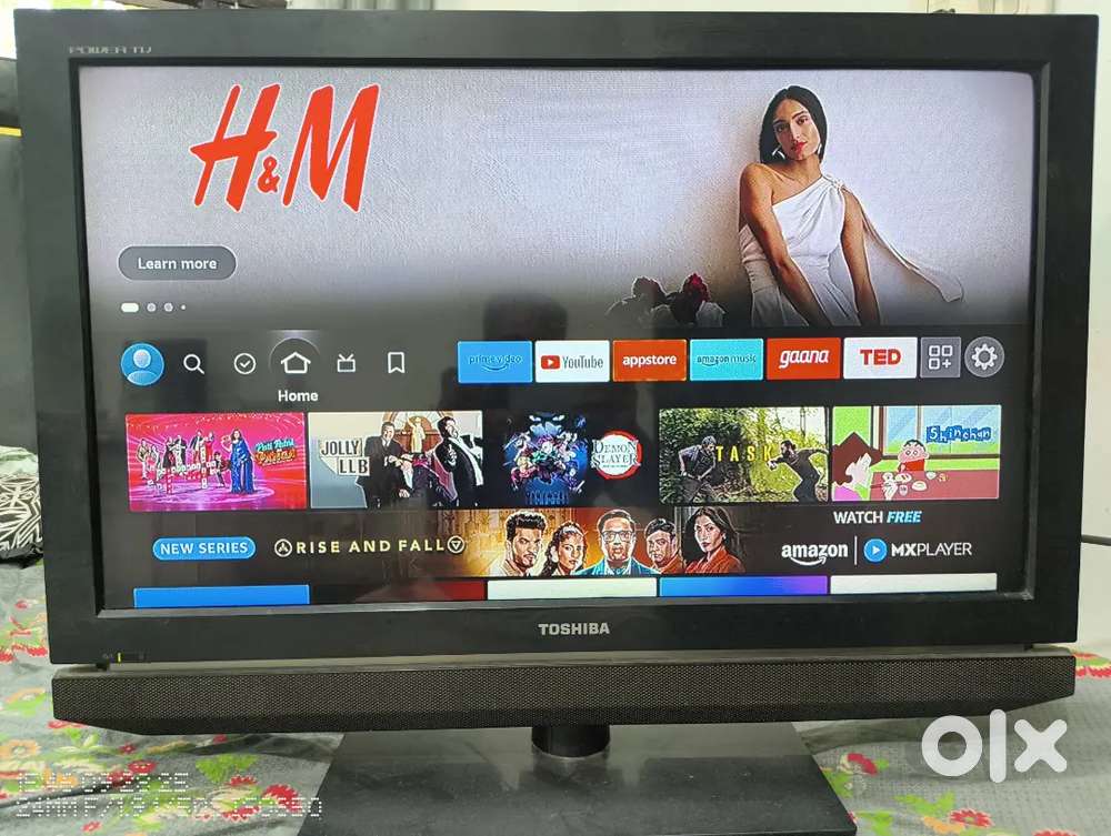 Toshiba 32 inch LED TV with Amazon Fire stick