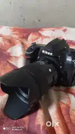 Nikon D780 DSLR with Sigma 35 mm 1:1.4 prime lens
