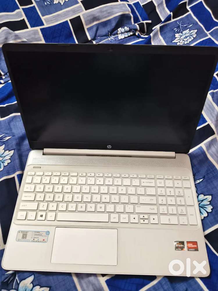Hp 15s AMD Ryzen 3 quad core laptop only 25000/-