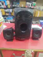 Home theatre speaker