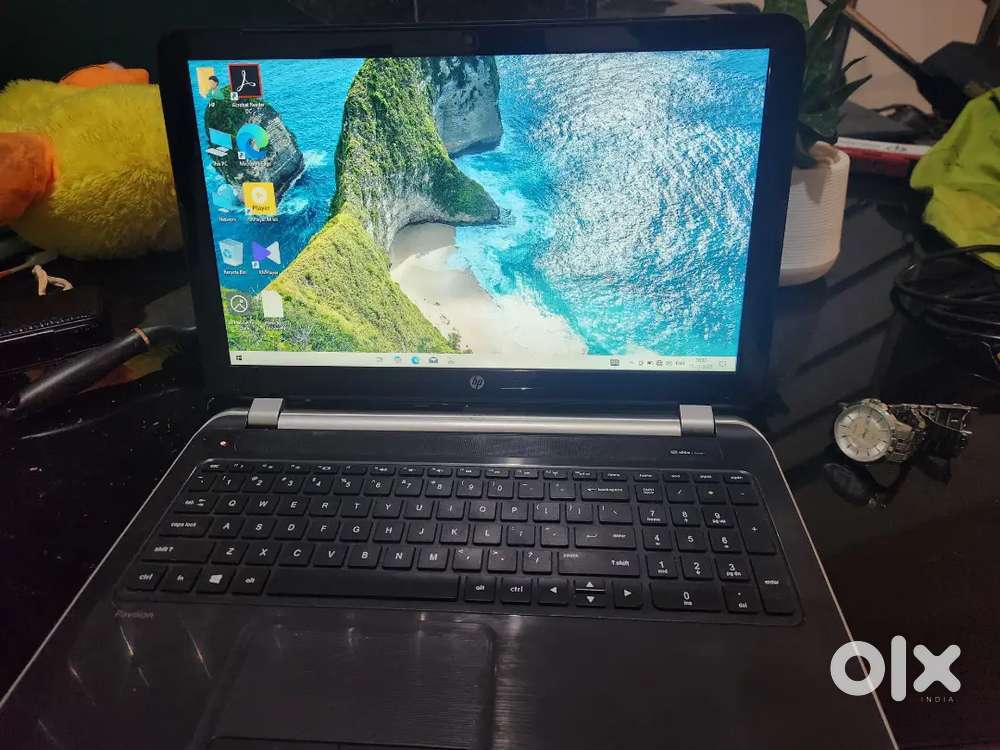 Laptop കൊടുക്കാനുണ്ട്.. ഒരു complaint ഇല്ല.. 512 gb storage perfect..