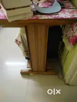 Computer table