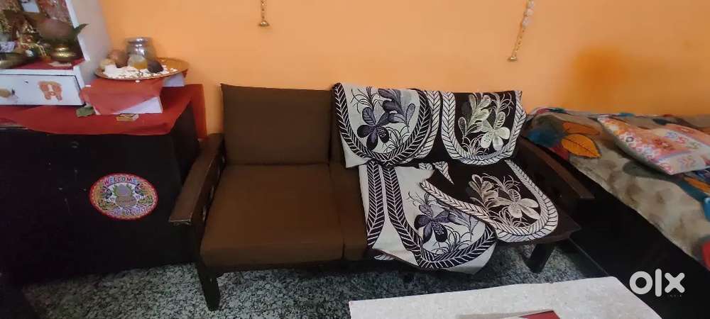 Sofa set 3 seater 1and 1seater 2