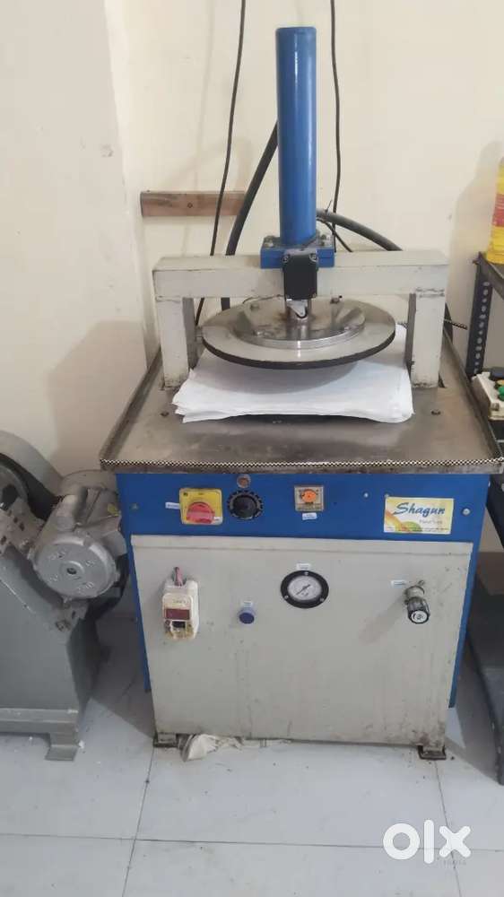 Hydrolic Bhakri machine, atta kneading machine, 3burner shegdi
