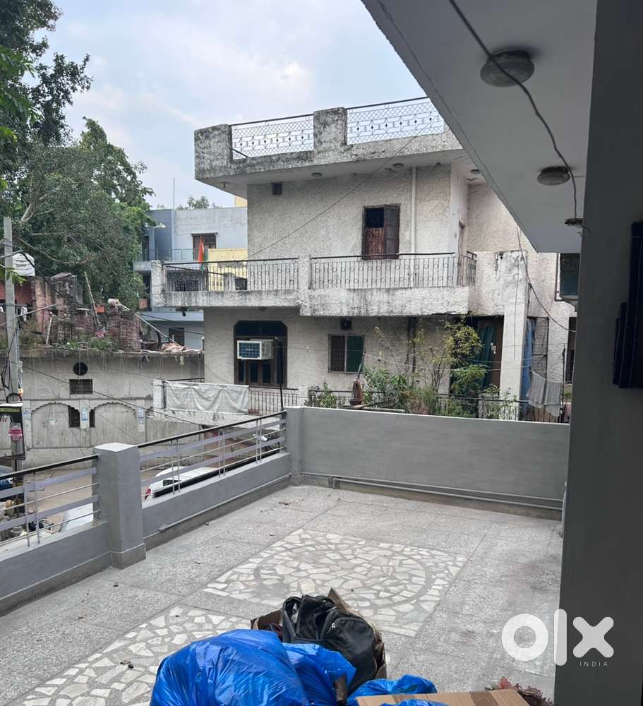 On main road. Next to Maharaja Agrasen Bhavan. 2 floors.